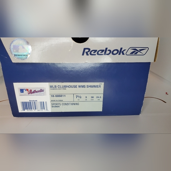 New old stock 2008AuthenticReebok mlb clubhouse shimmer pink Womens 7.5 UK - Picture 8 of 11